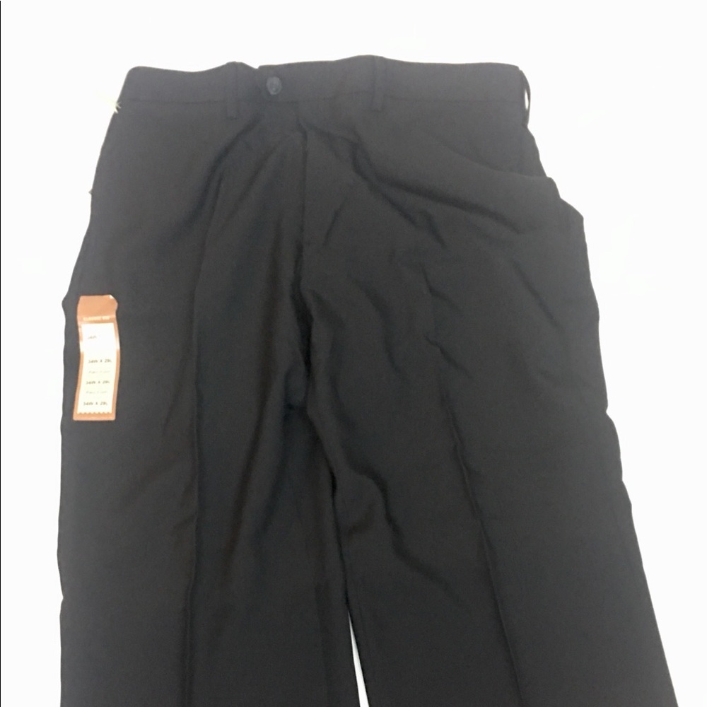 Haggar 34x29 black khakis classic fit